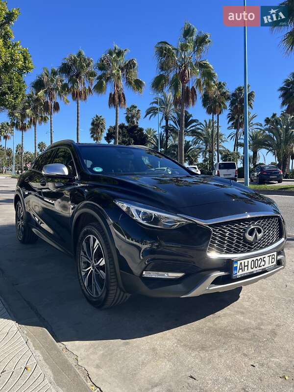 Infiniti Qx30 (2018)