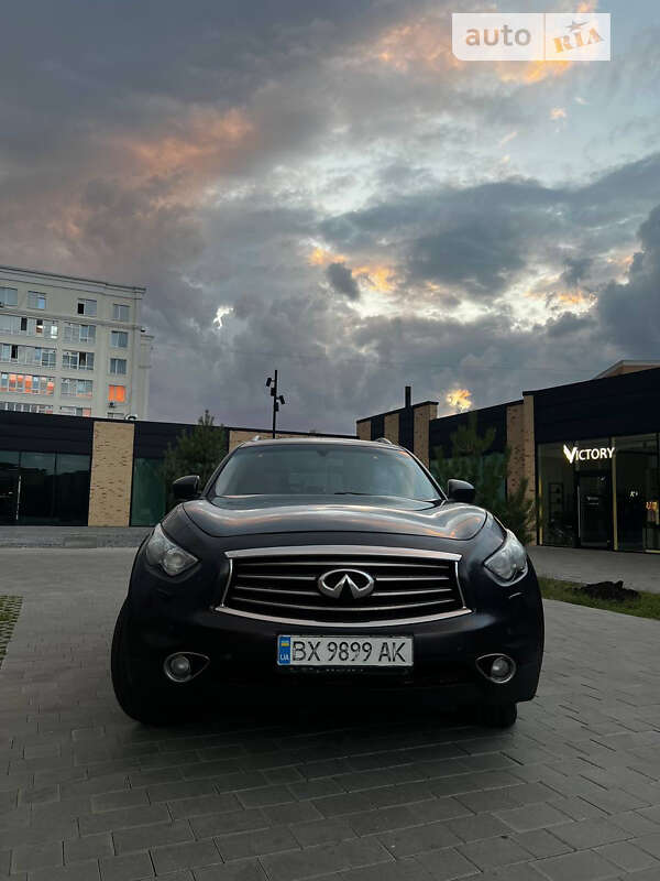 Infiniti Qx70 (2016)