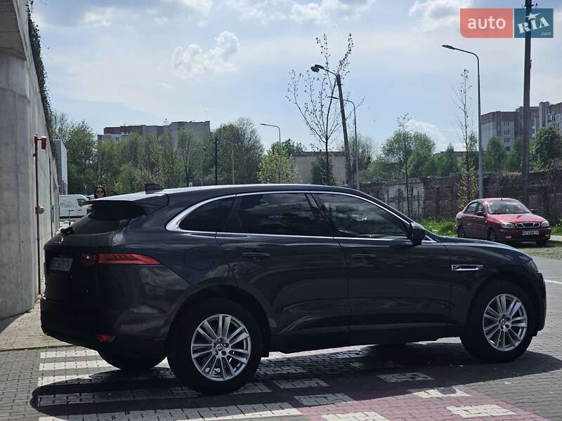 Jaguar F-pace (2017)