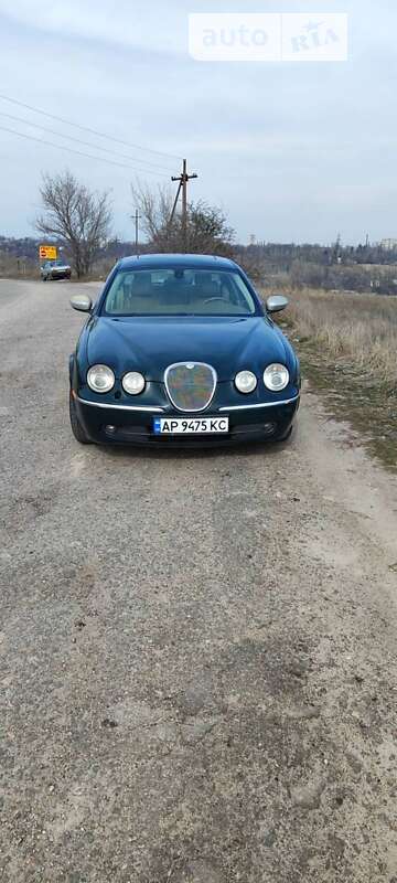 Jaguar S-type (2004)