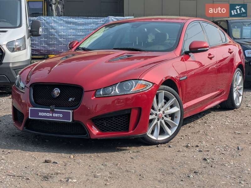 Jaguar Xf (2015)