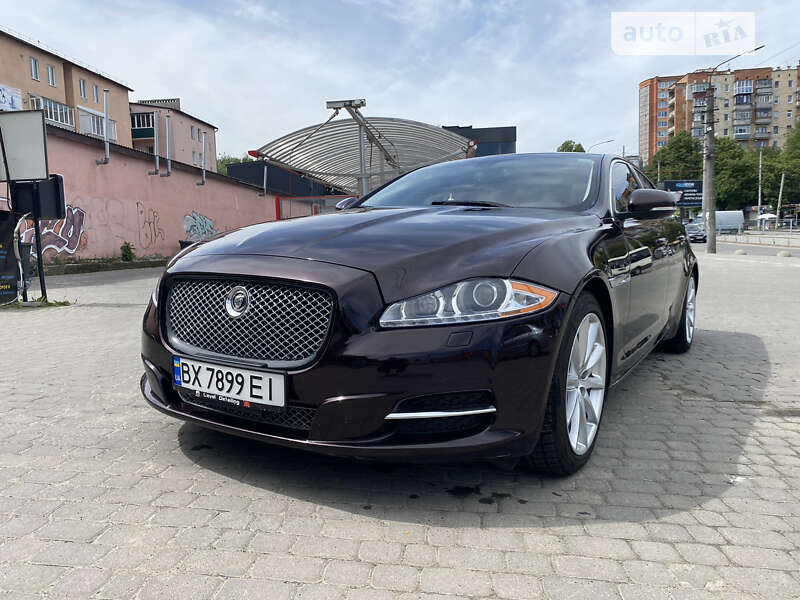 Jaguar Xj (2013)