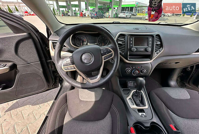Jeep Cherokee (2017)