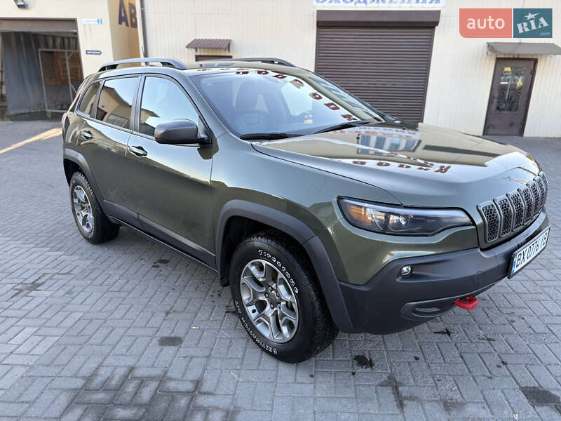 Jeep Cherokee (2021)