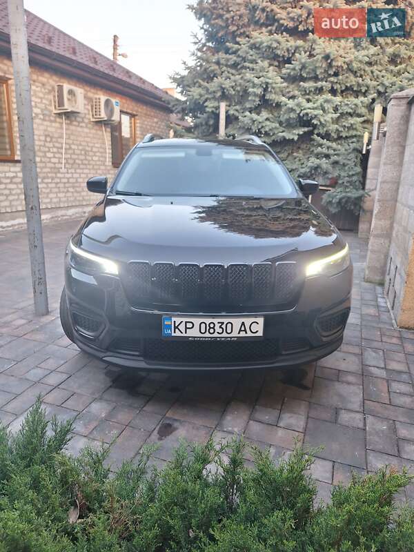 Jeep Cherokee (2020)