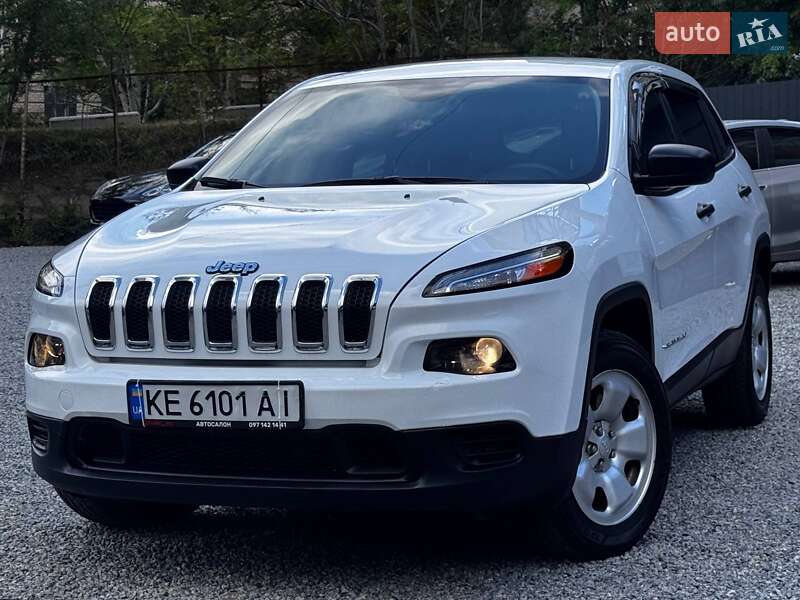 Jeep Cherokee (2016)