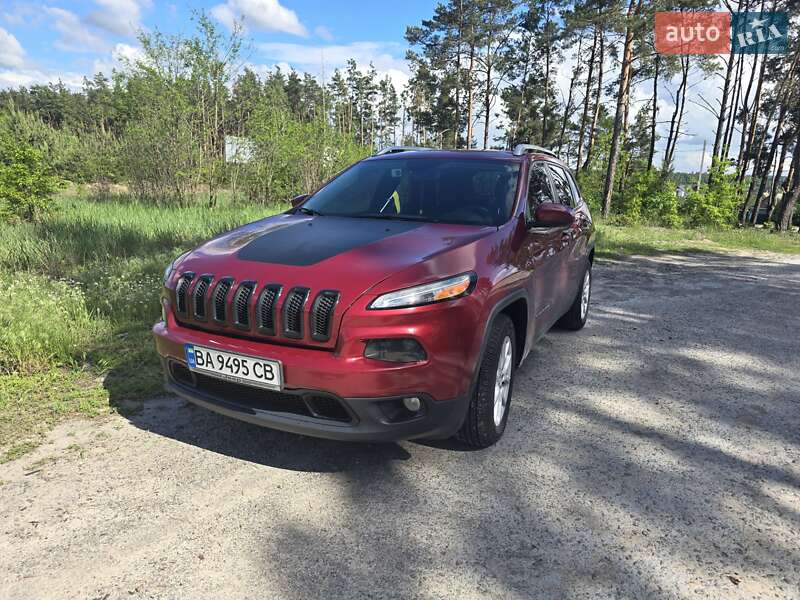 Jeep Cherokee (2015)