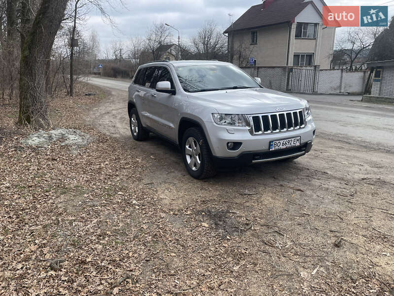 Jeep Grand cherokee (2011)