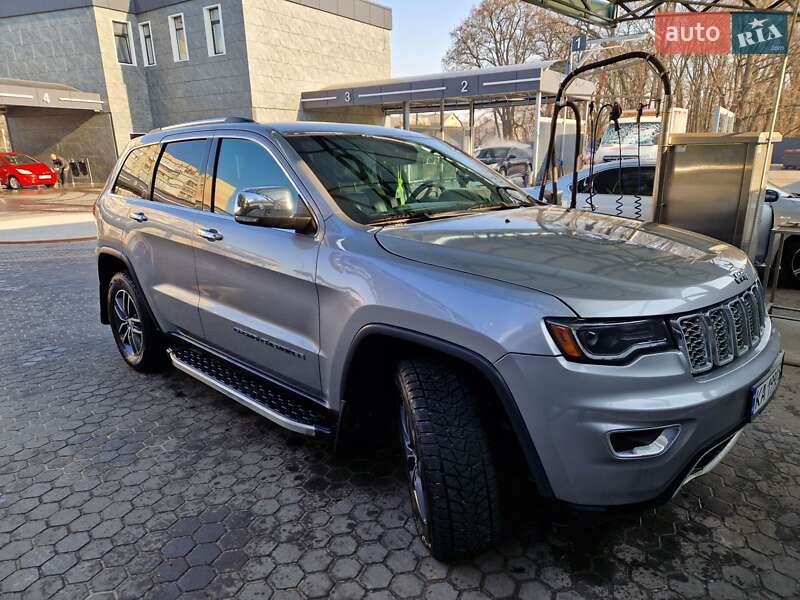 Jeep Grand cherokee (2017)
