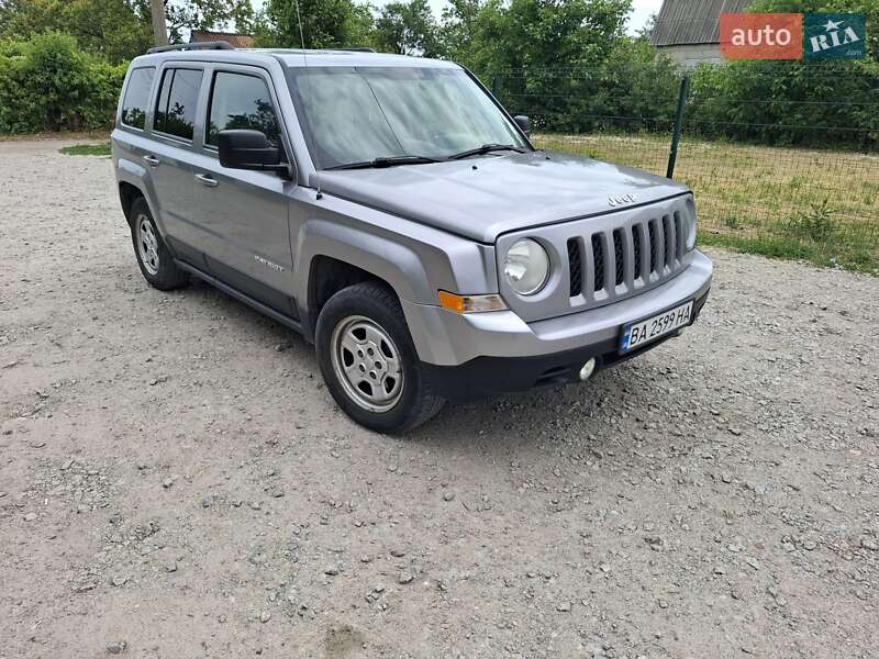 Jeep Patriot (2016)