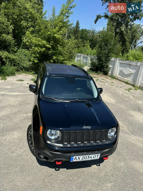 Jeep Renegade (2016)