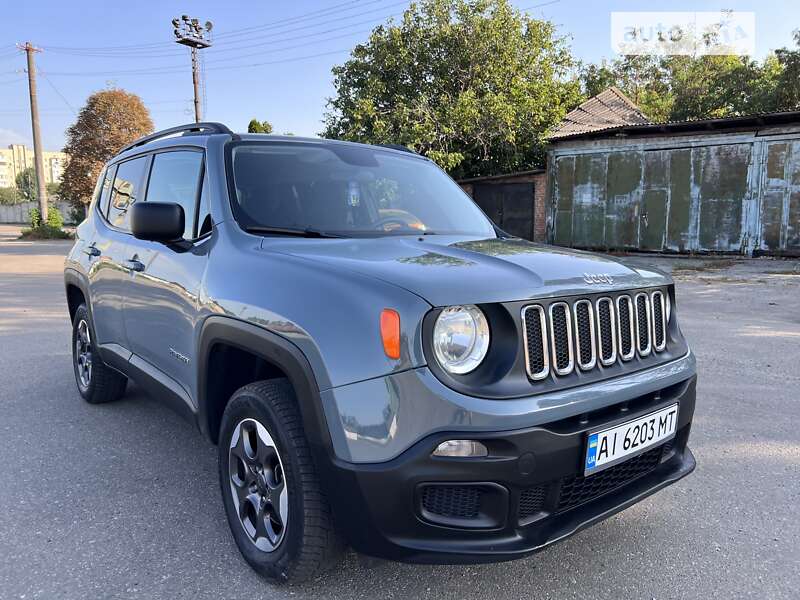 Jeep Renegade (2016)