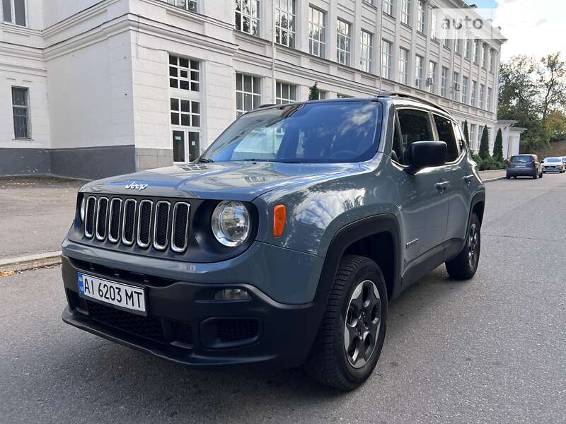 Jeep Renegade (2016)