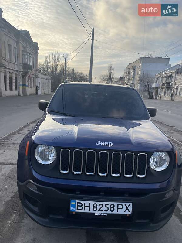 Jeep Renegade (2016)
