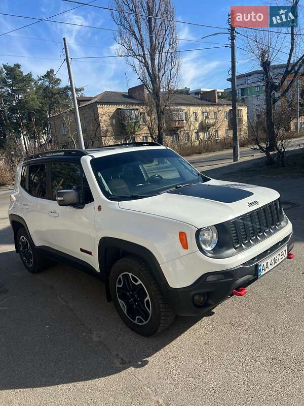 Jeep Renegade (2016)