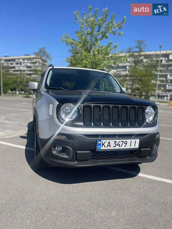 Jeep Renegade (2016)