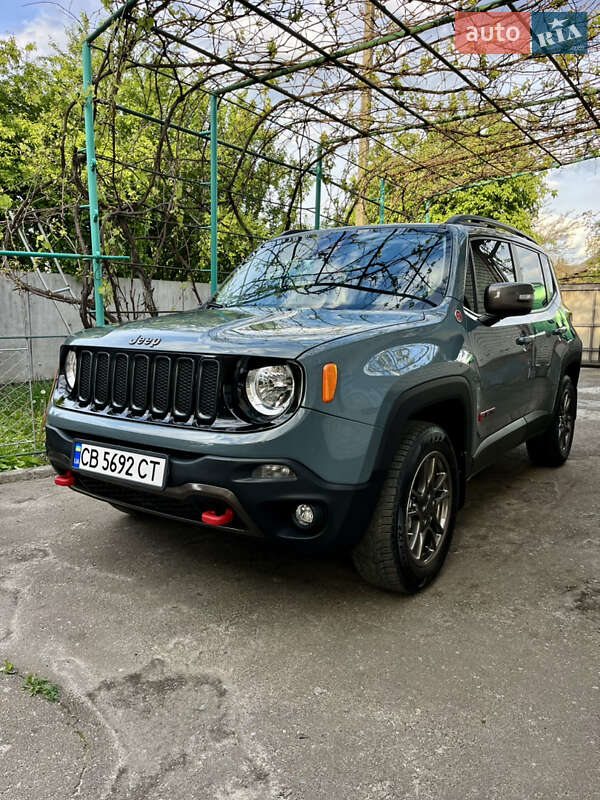 Jeep Renegade (2015)