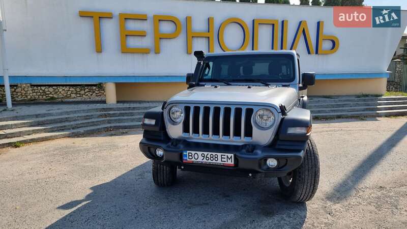 Jeep Wrangler (2020)