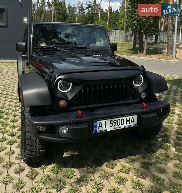 Jeep Wrangler (2015)