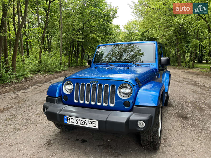 Jeep Wrangler (2015)
