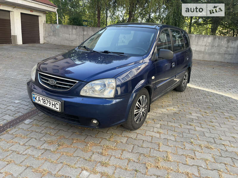 Kia Carens (2005)