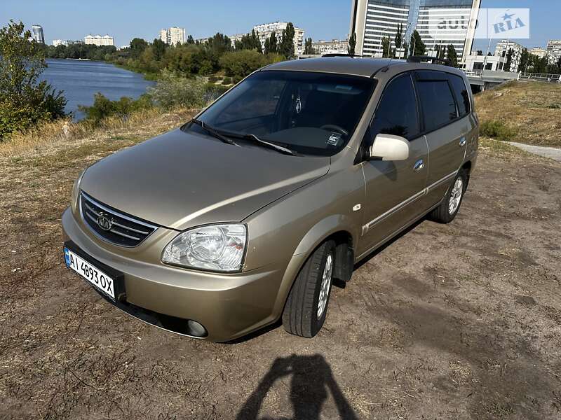 Kia Carens (2003)