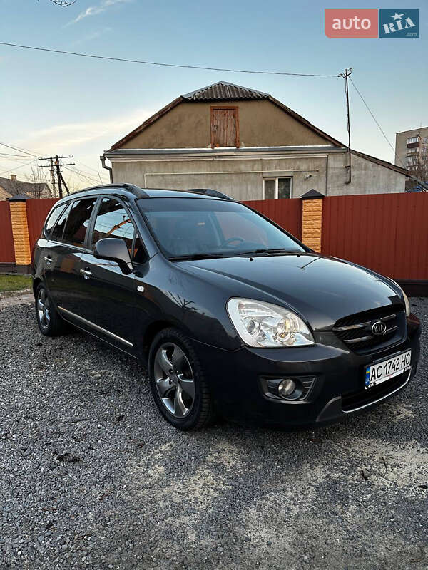 Kia Carens (2007)