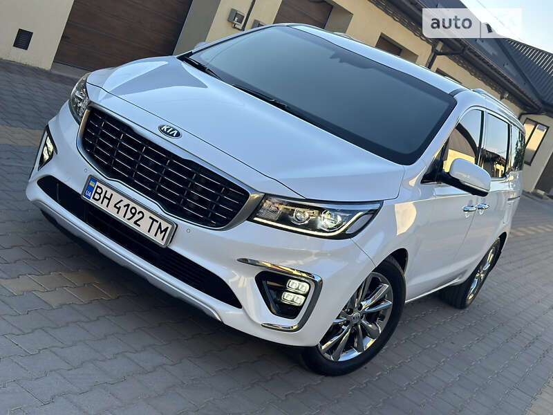 Kia Carnival (2018)