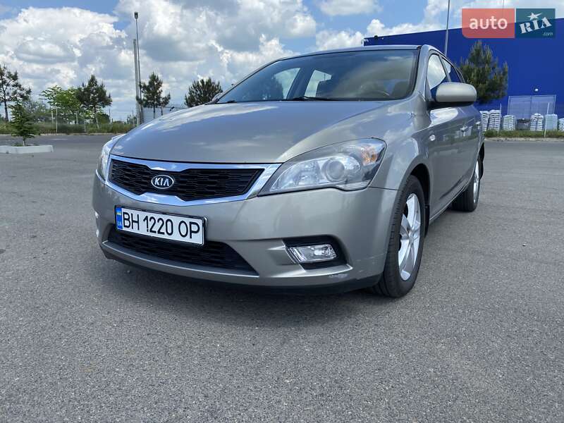 Kia Ceed (2009)