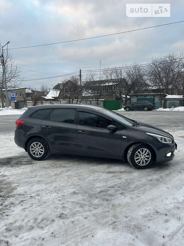 Kia Ceed (2013)