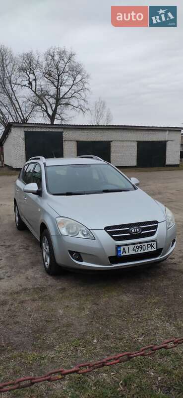 Kia Ceed (2007)