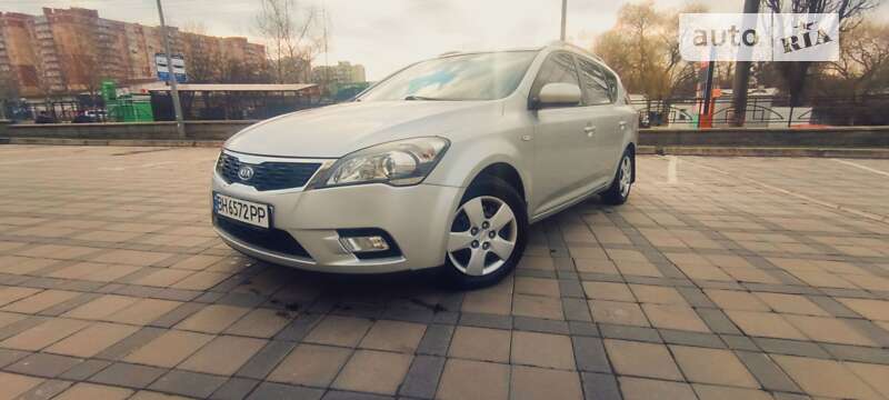 Kia Ceed (2009)