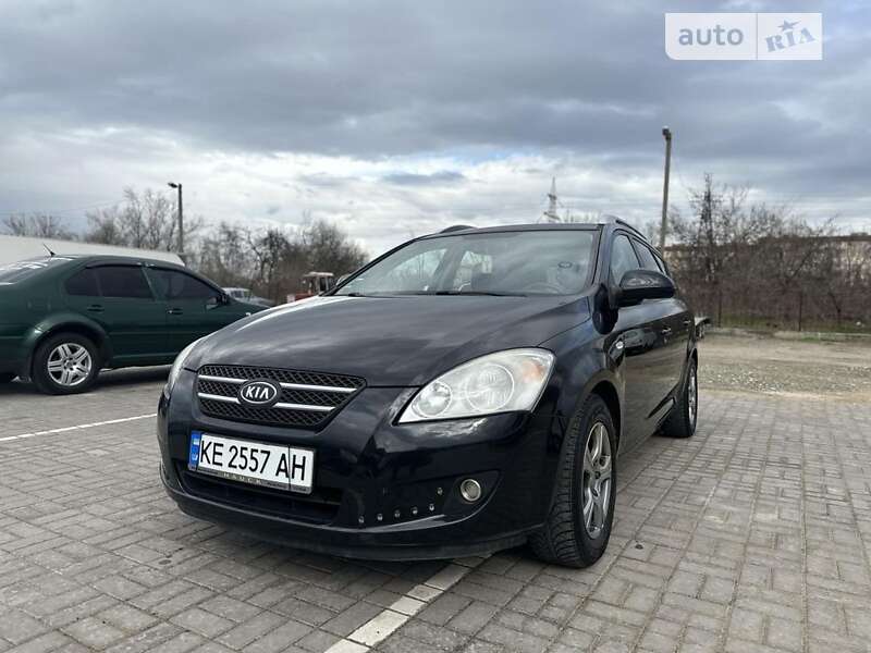 Kia Ceed (2007)