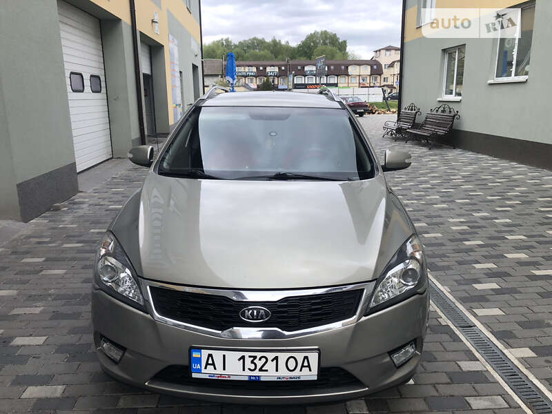 Kia Ceed (2011)