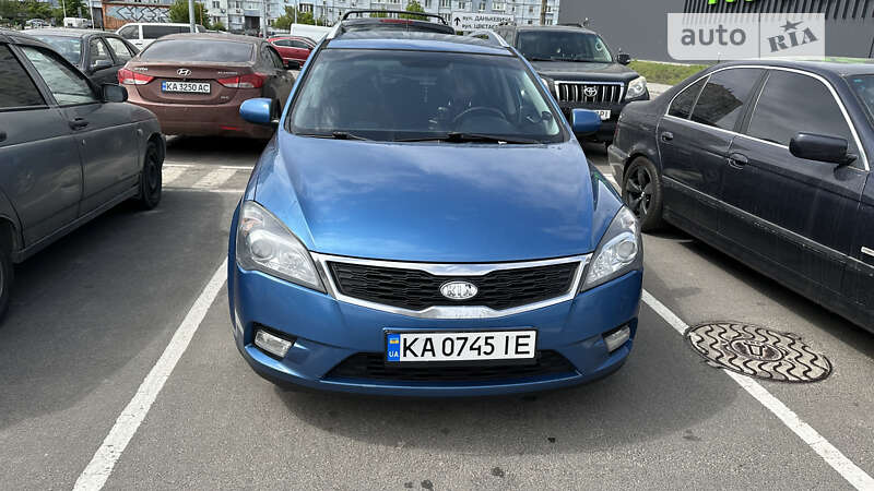Kia Ceed (2009)