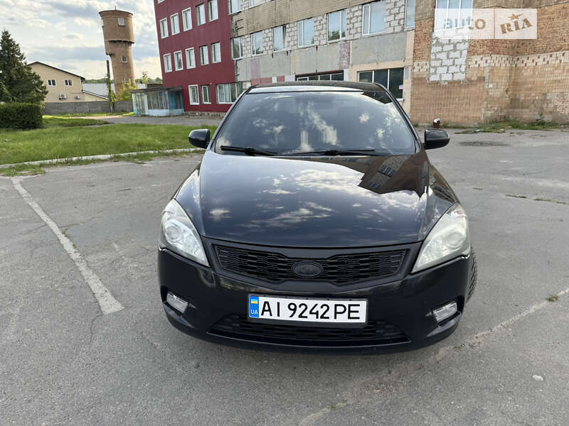Kia Ceed (2011)