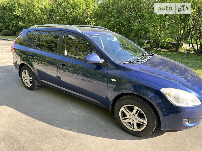 Kia Ceed (2008)