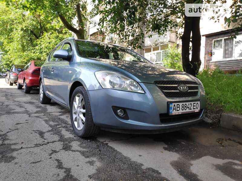 Kia Ceed (2007)
