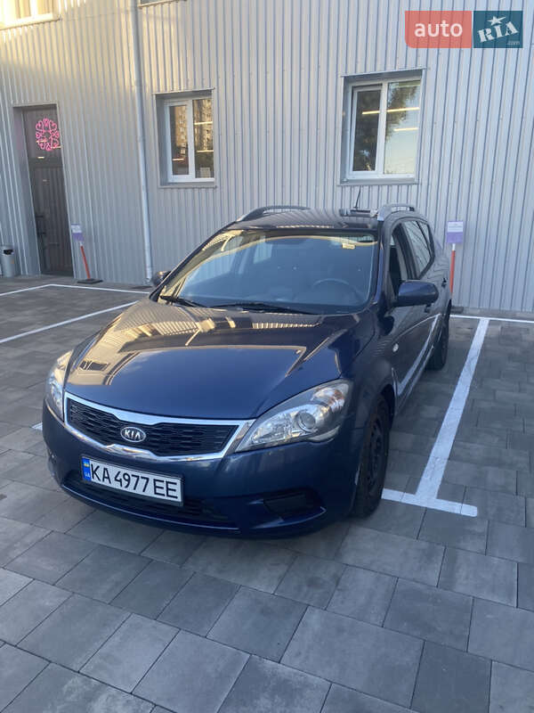 Kia Ceed (2009)