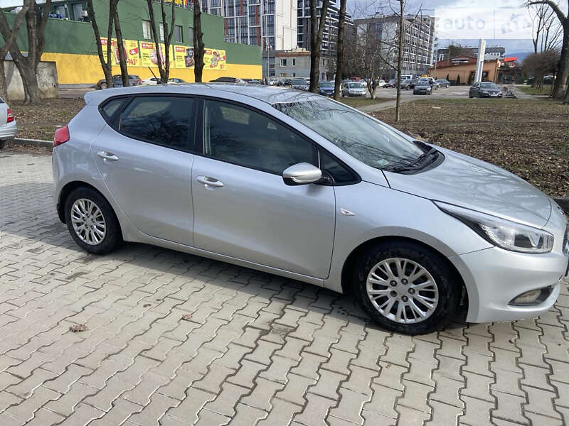 Kia Ceed (2012)