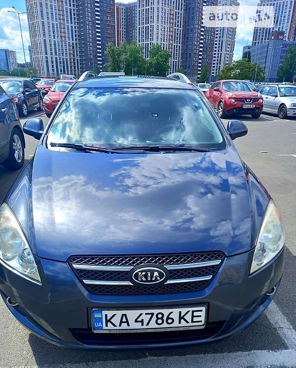 Kia Ceed (2009)