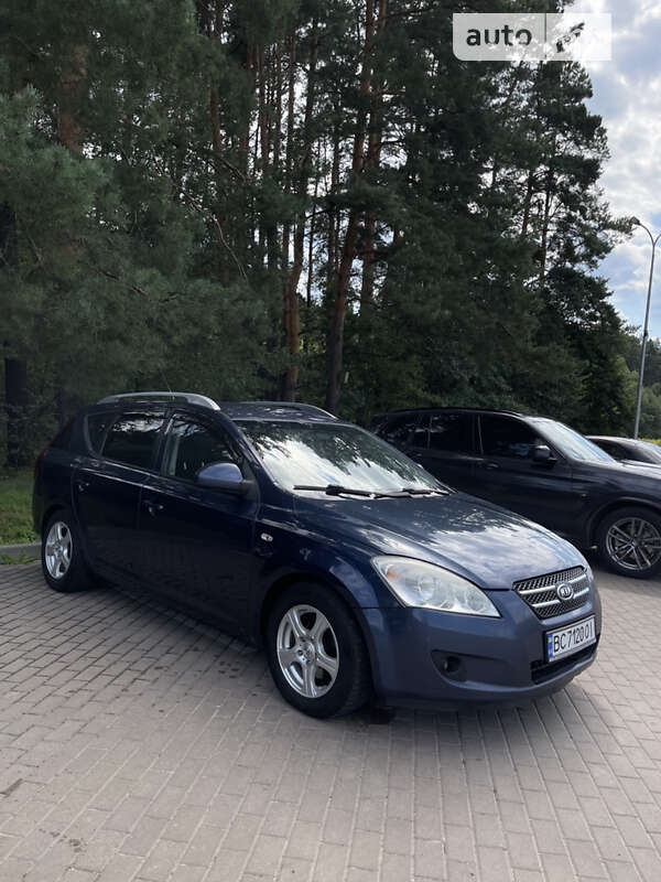 Kia Ceed (2007)