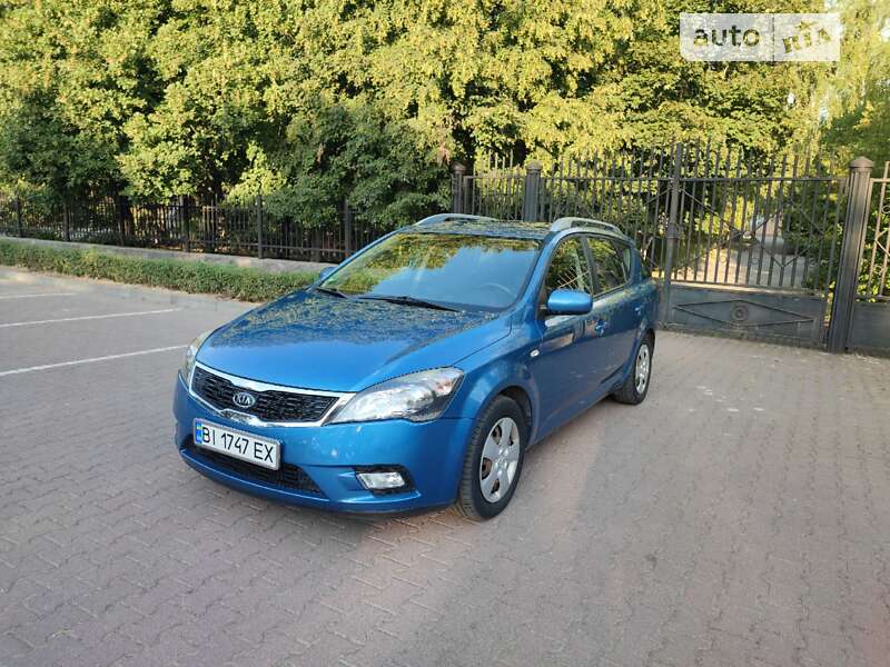 Kia Cee'd (2010)