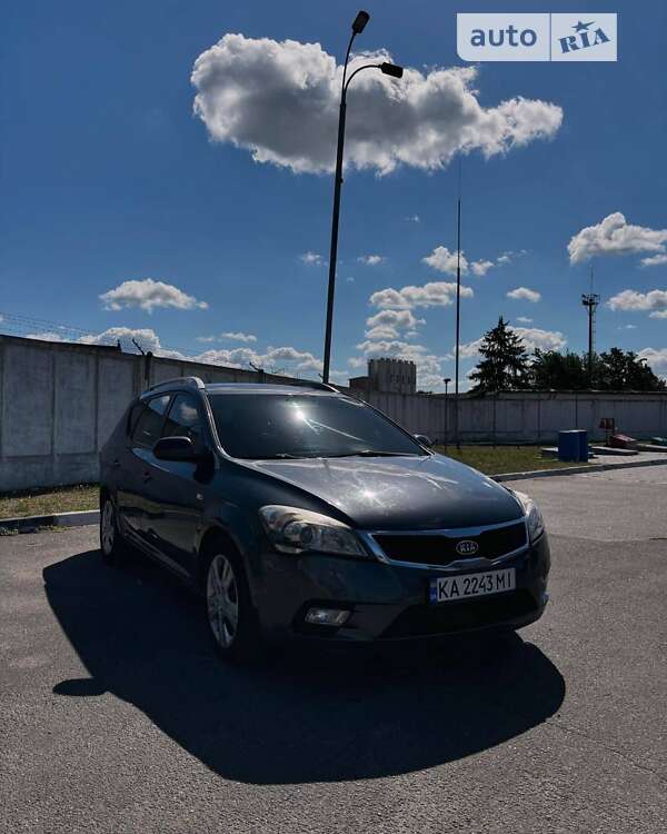 Kia Ceed (2009)