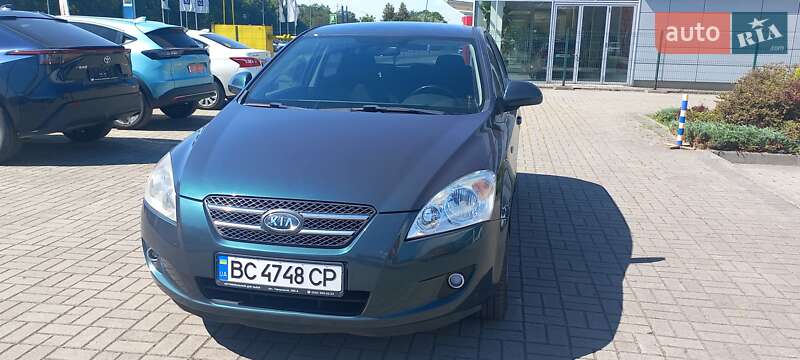 Kia Ceed (2008)