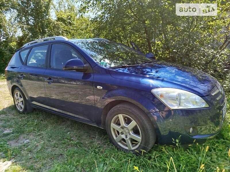 Kia Ceed (2008)