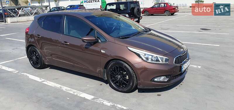 Kia Ceed (2012)
