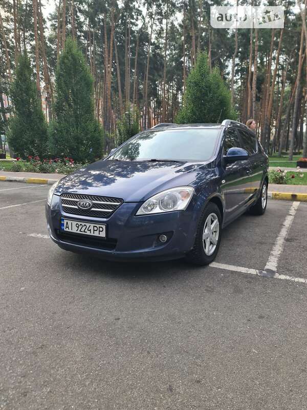 Kia Cee'd (2008)