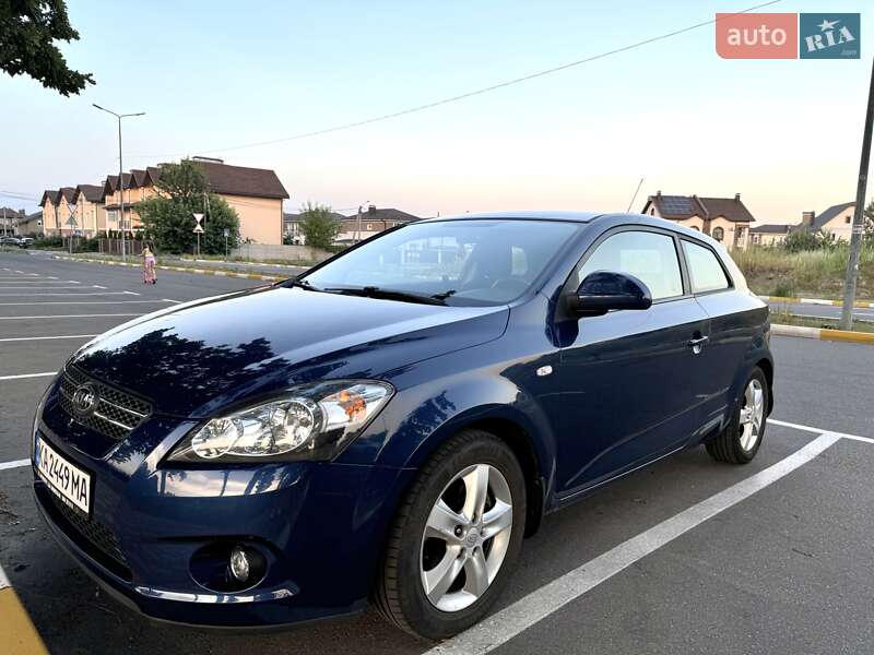 Kia Cee'd (2008)