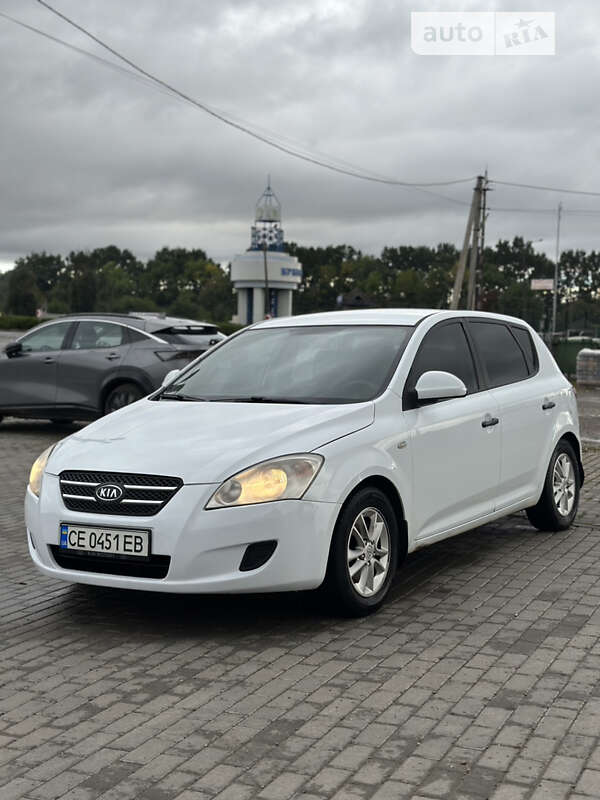 Kia Ceed (2008)